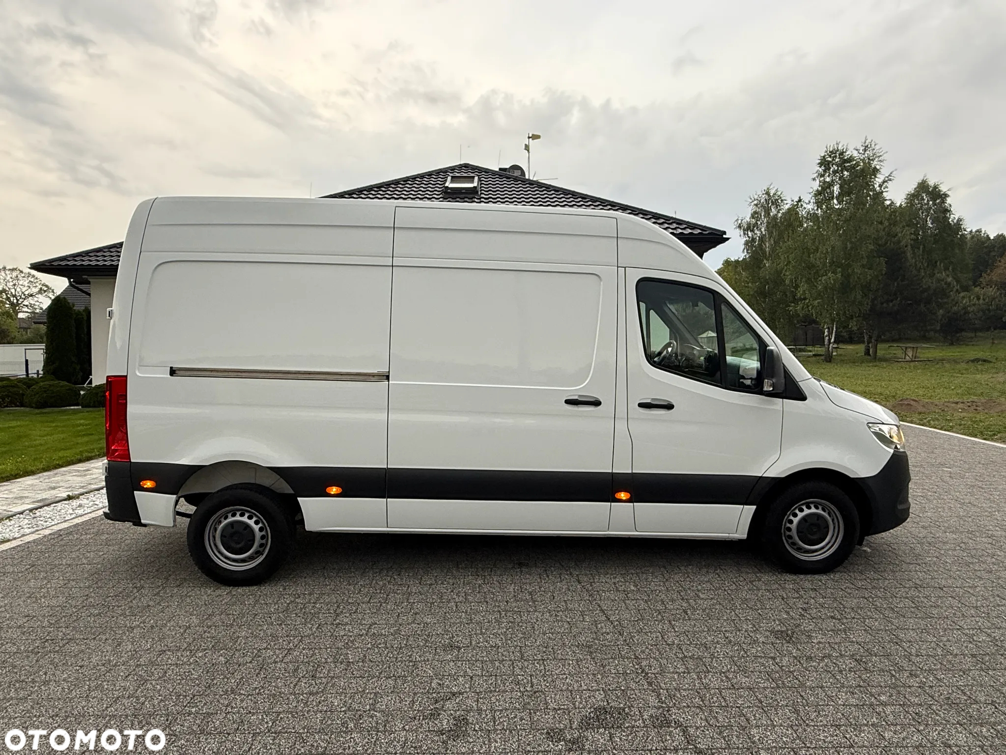 Mercedes-Benz L2H2 SALON PL. 84 tys. km! Stan idealny! - 21