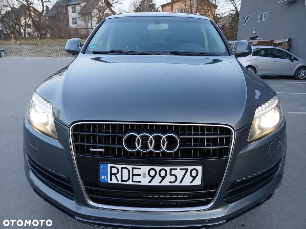 Audi Q7 - 7