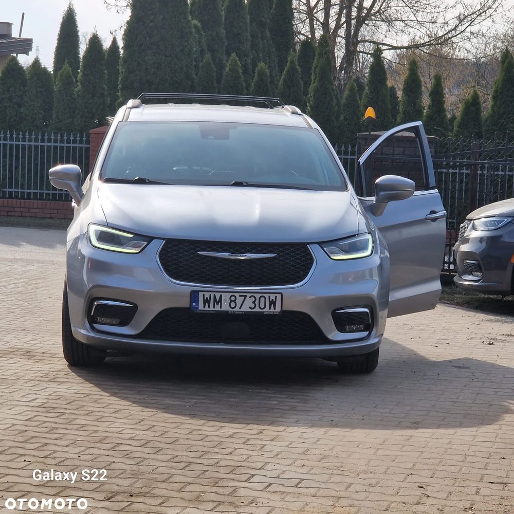 Chrysler Pacifica - 28