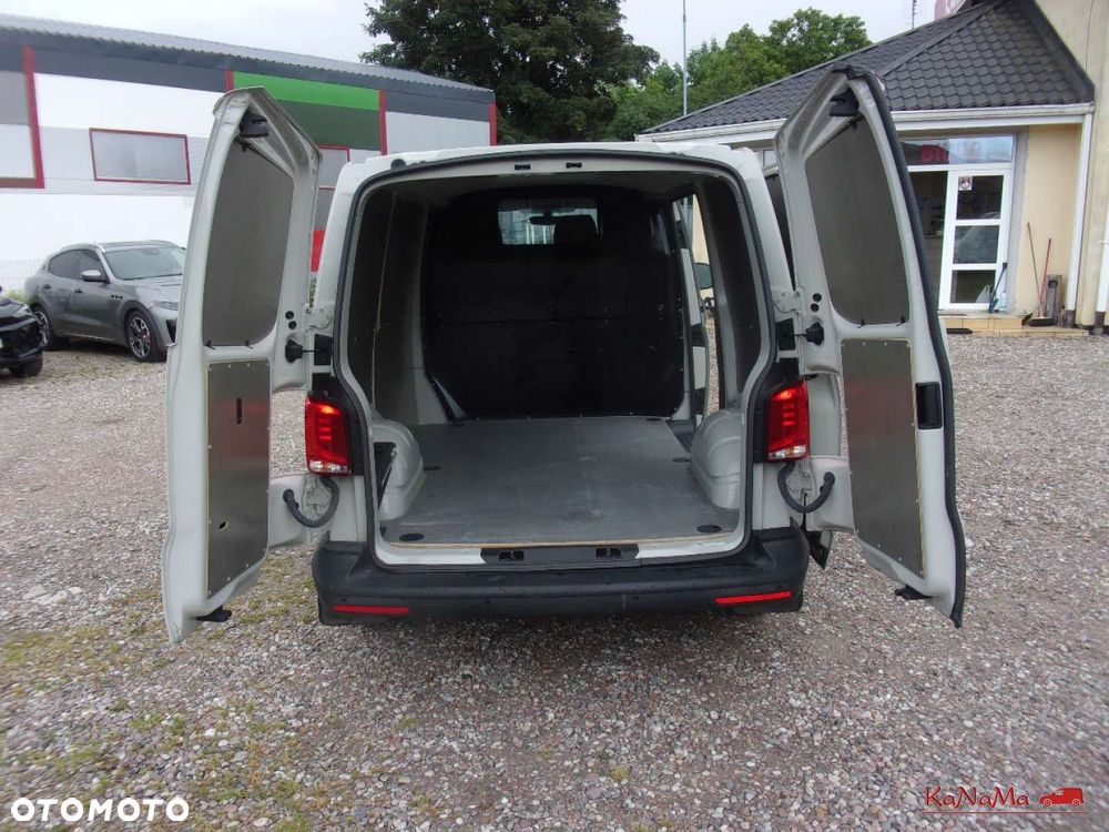 Volkswagen Transporter - 10