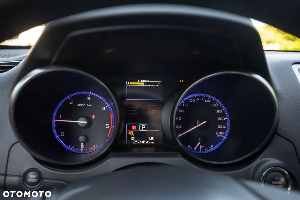 Subaru Outback 2.0 D Comfort AT - 32