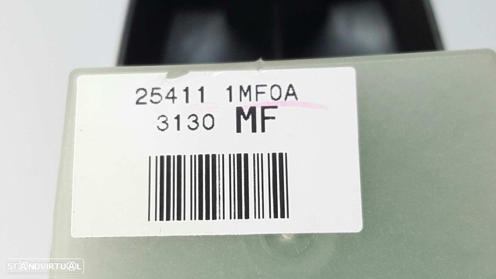 COMANDO DO ELEVADOR FRENTE DIREITO INFINITI M SEDÁN M30D S PREMIUM - 2