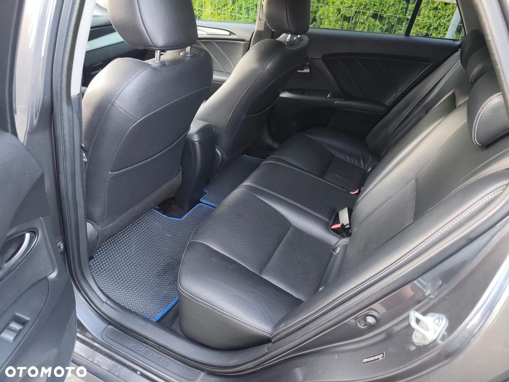 Toyota Avensis Touring Sports 1.8 Multidrive S Executive - 12