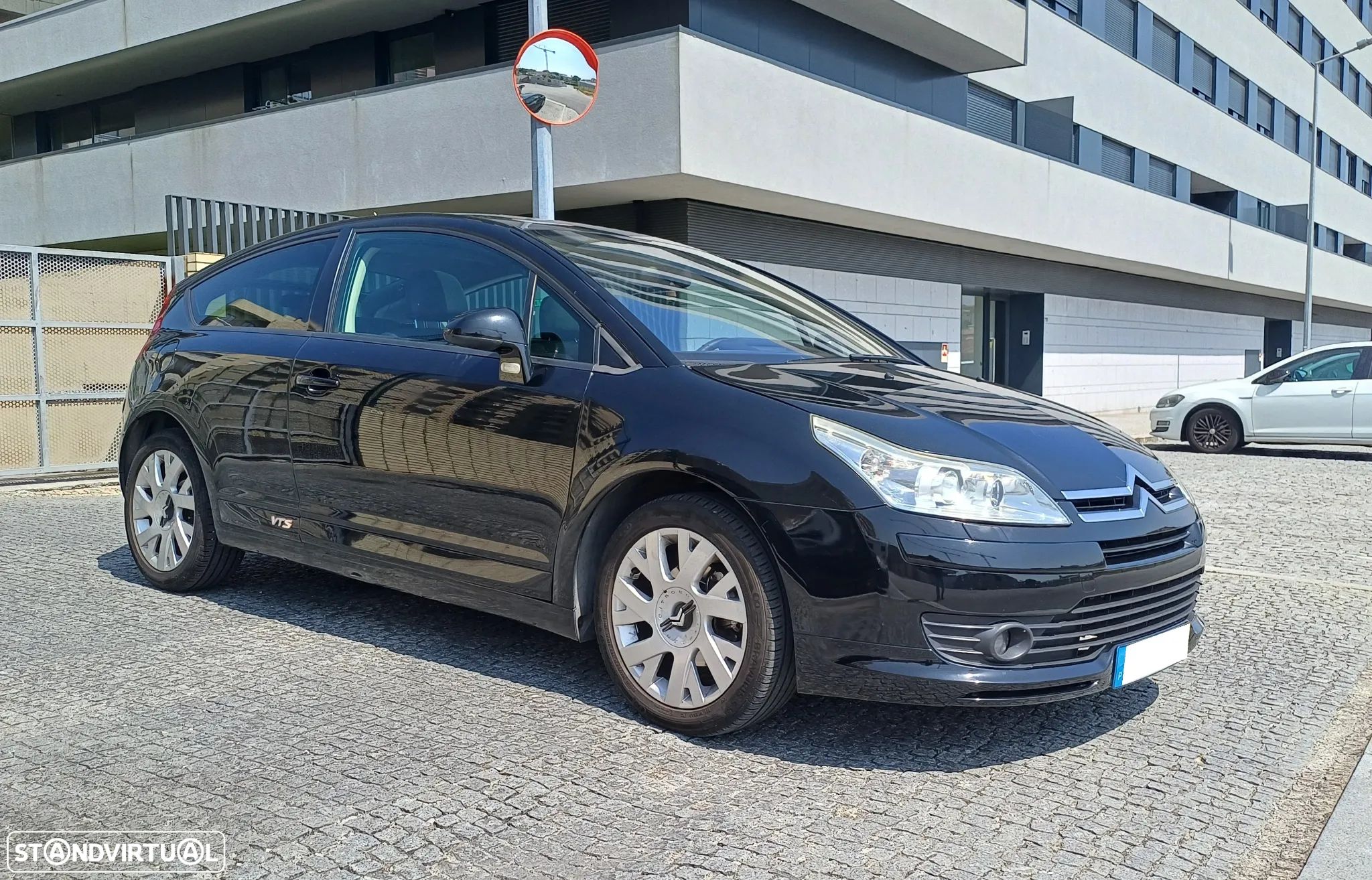 Citroën C4 Coupé 1.6 HDi 110 VTR - 1