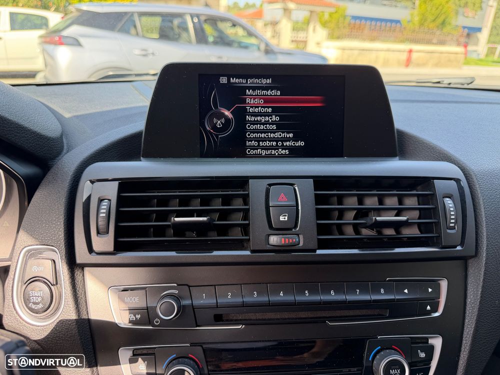 BMW 118 d Pack M - 26