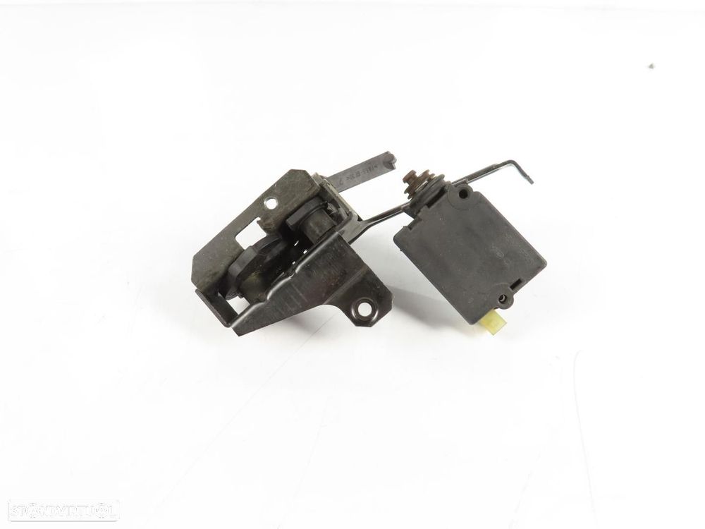 Fecho Óculo Mala Usado / Original BMW 5 Touring (E39) 51248238469 / 8384069 - 1