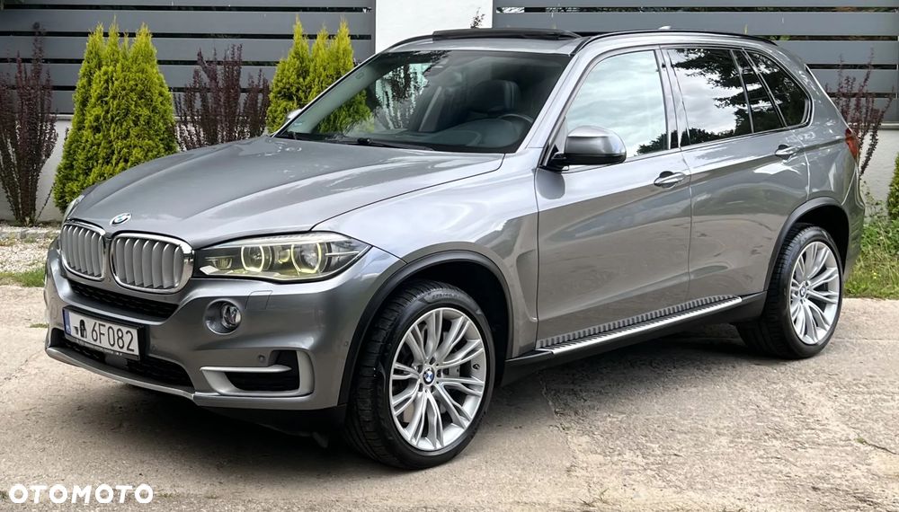 BMW X5 xDrive50i - 32