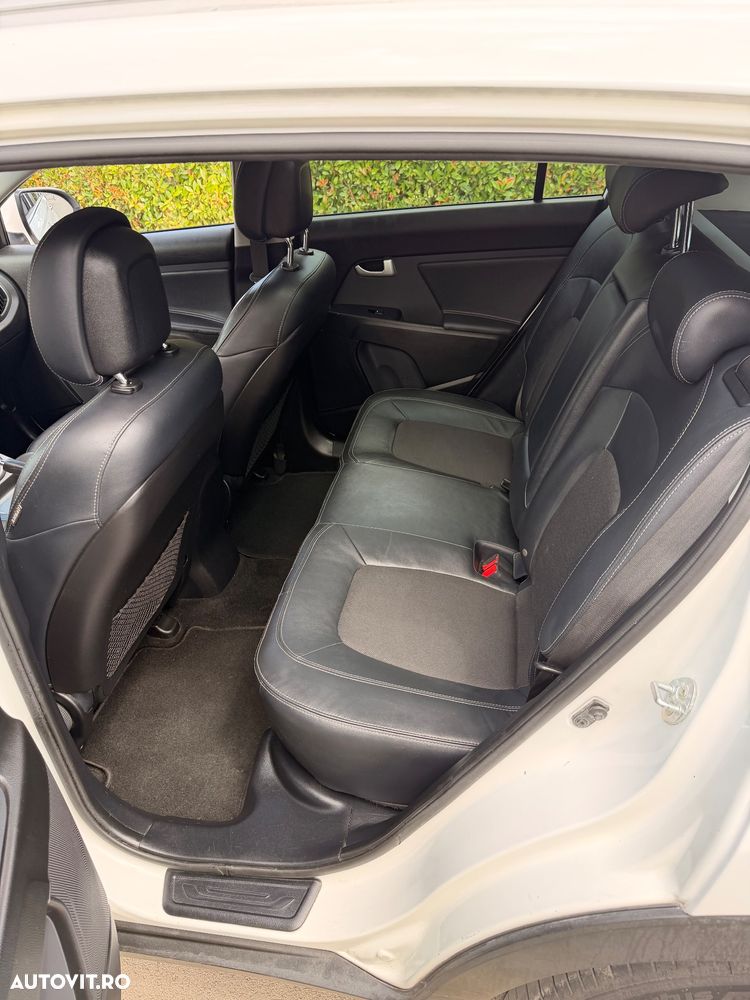 Kia Sportage 2.0 CRDI 184 AWD Spirit - 12