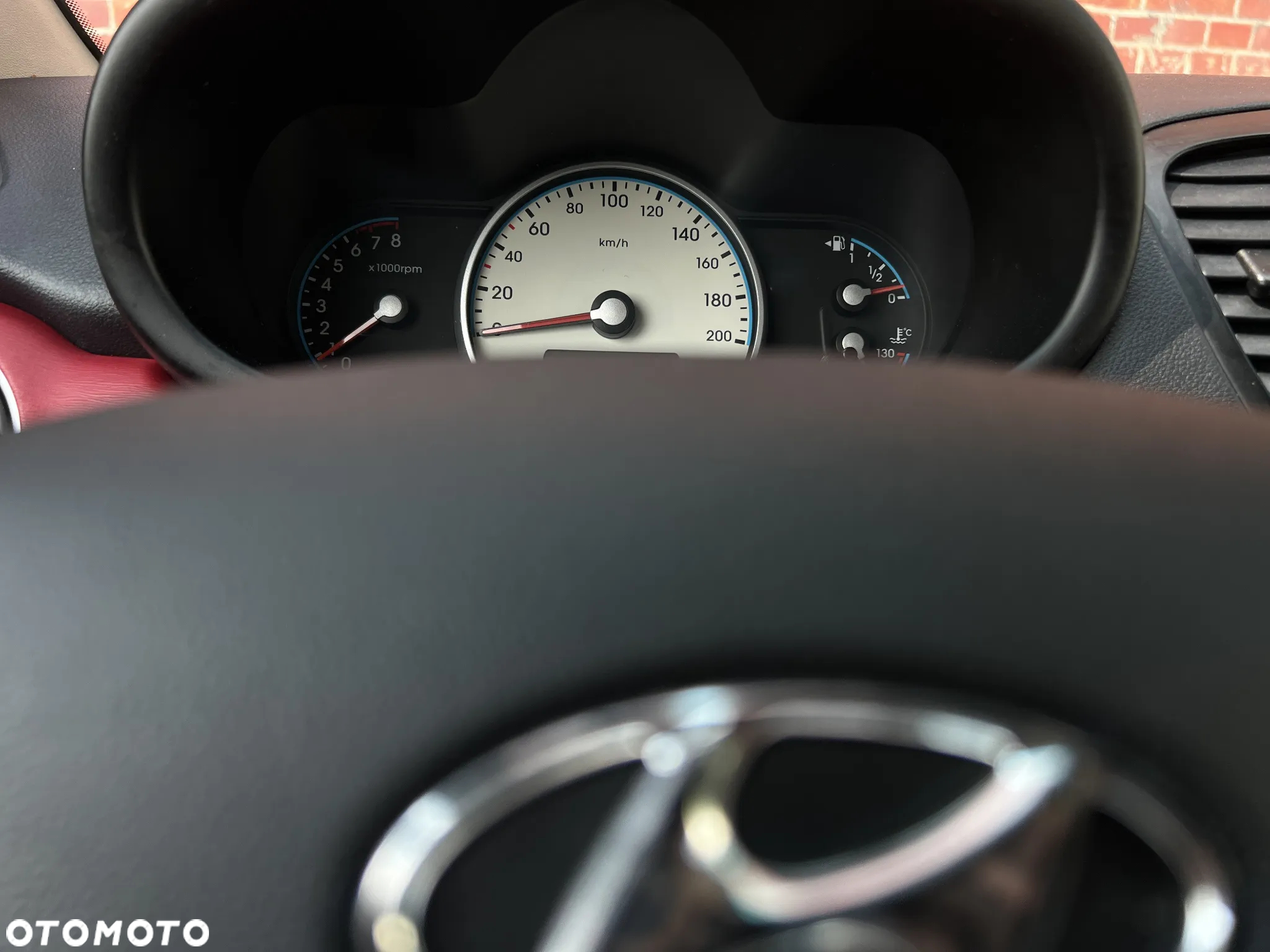 Hyundai i10 - 24