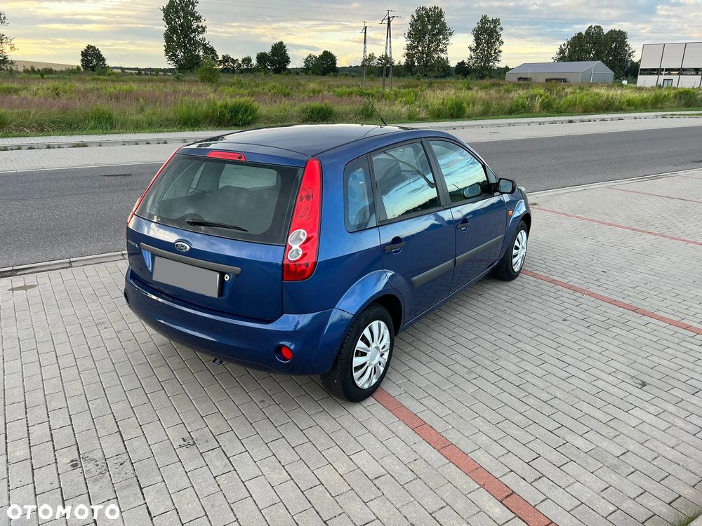 Ford Fiesta 1.4 Ambiente - 4