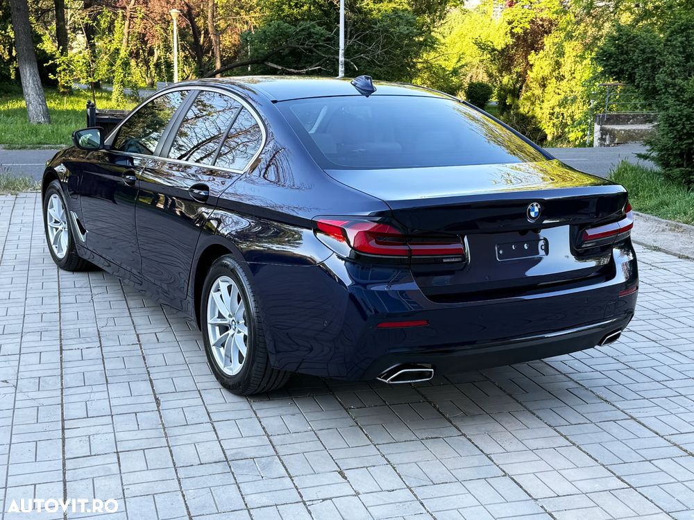 BMW Seria 5 530e Aut. Luxury Line - 22