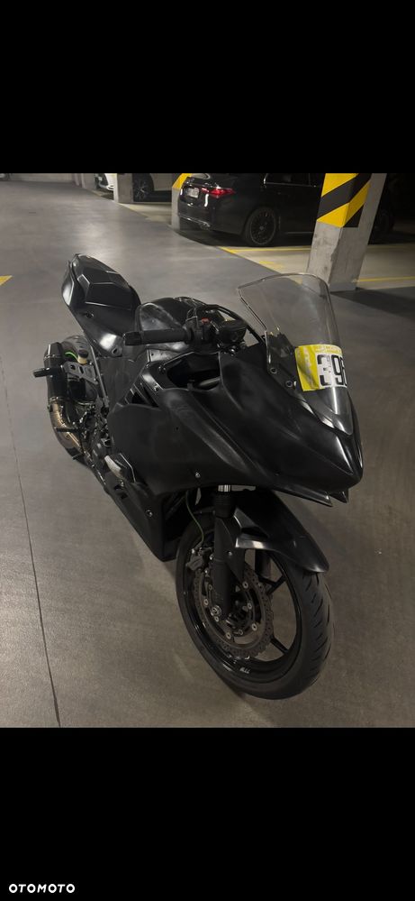 Kawasaki Ninja 400 - 1