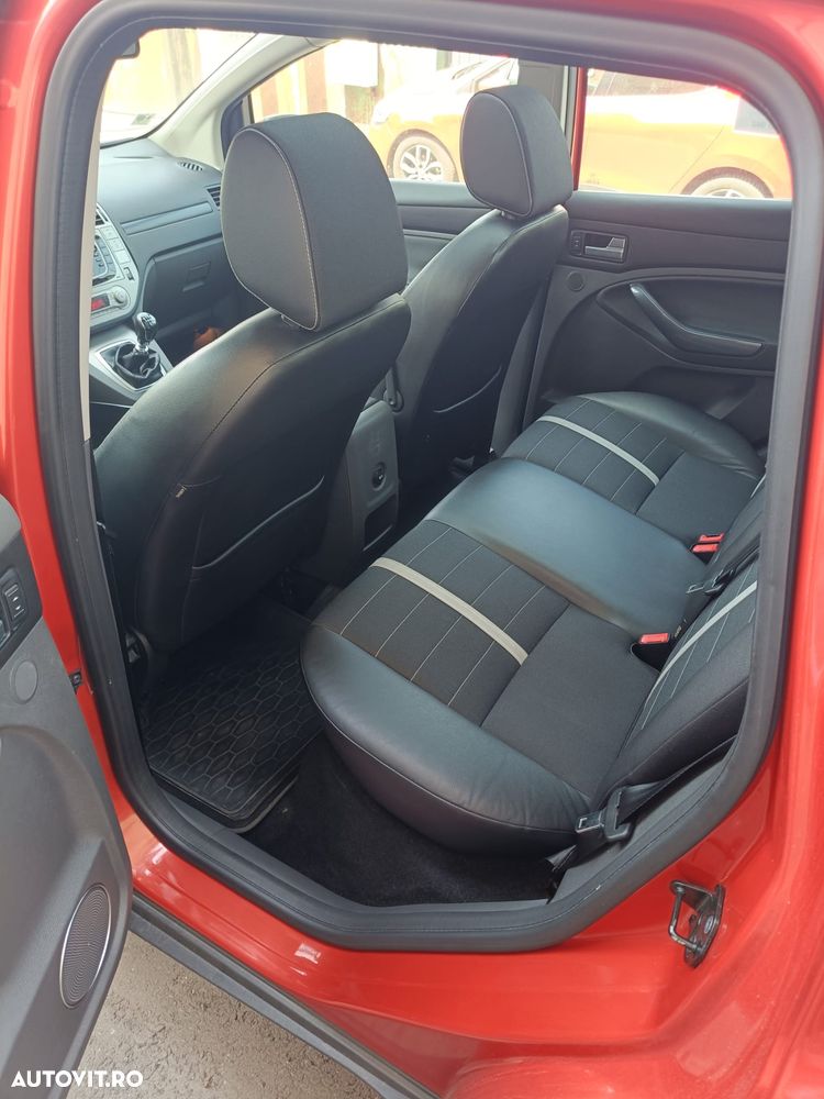 FORD Kuga 2011