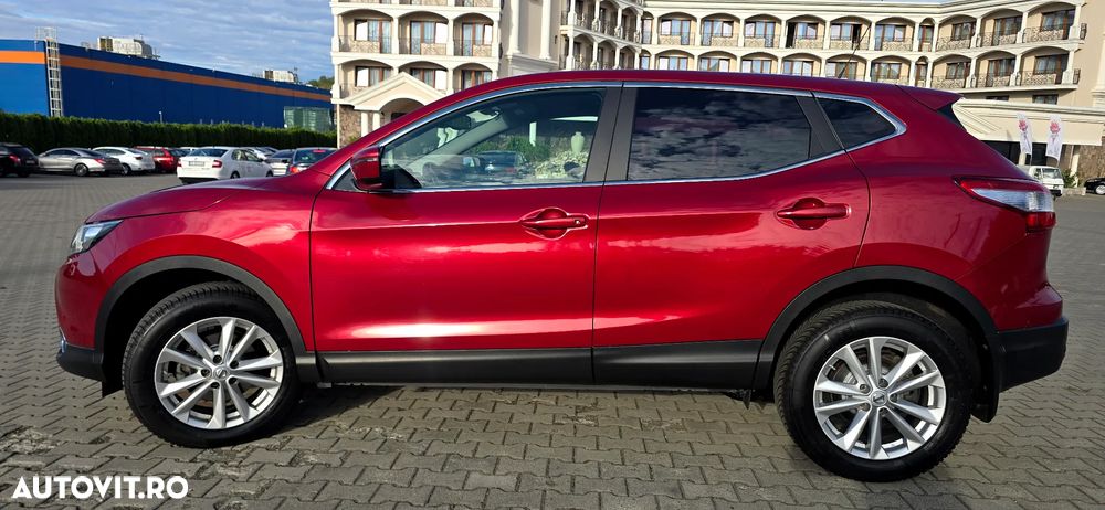 Nissan Qashqai - 2