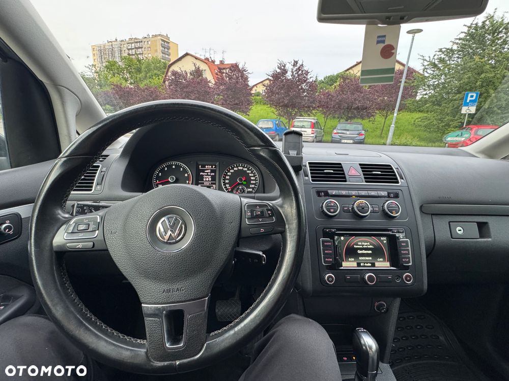Volkswagen Touran 1.4 TSI Comfortline DSG - 10