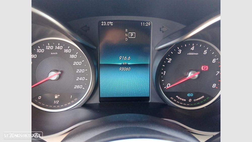Mercedes-Benz C 200 — fotografia 14