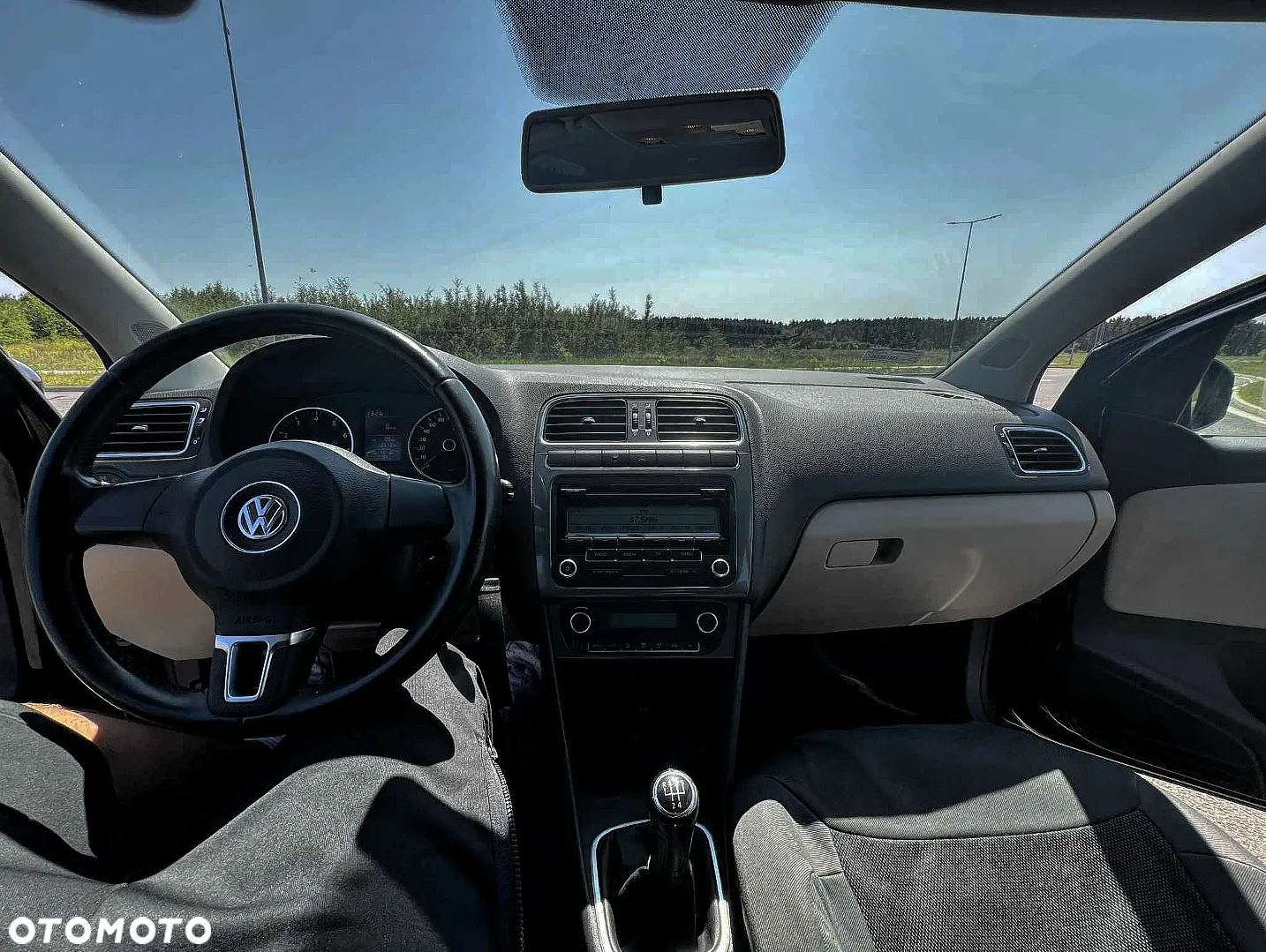 Volkswagen Polo 1.4 16V Comfortline - 11