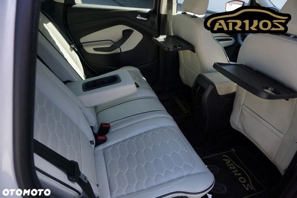 Ford Kuga 2.0 TDCi 4x4 Vignale - 36