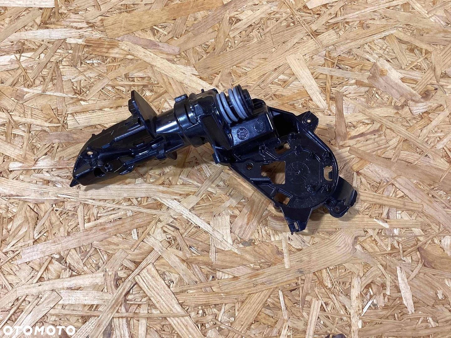 FORD ESCAPE KUGA 2024 - KRATKA HALOGEN LEWY PRZÓD EU OE  2728253  PV4B-15 - 1