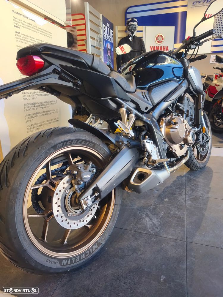 Honda CB 650R - 4