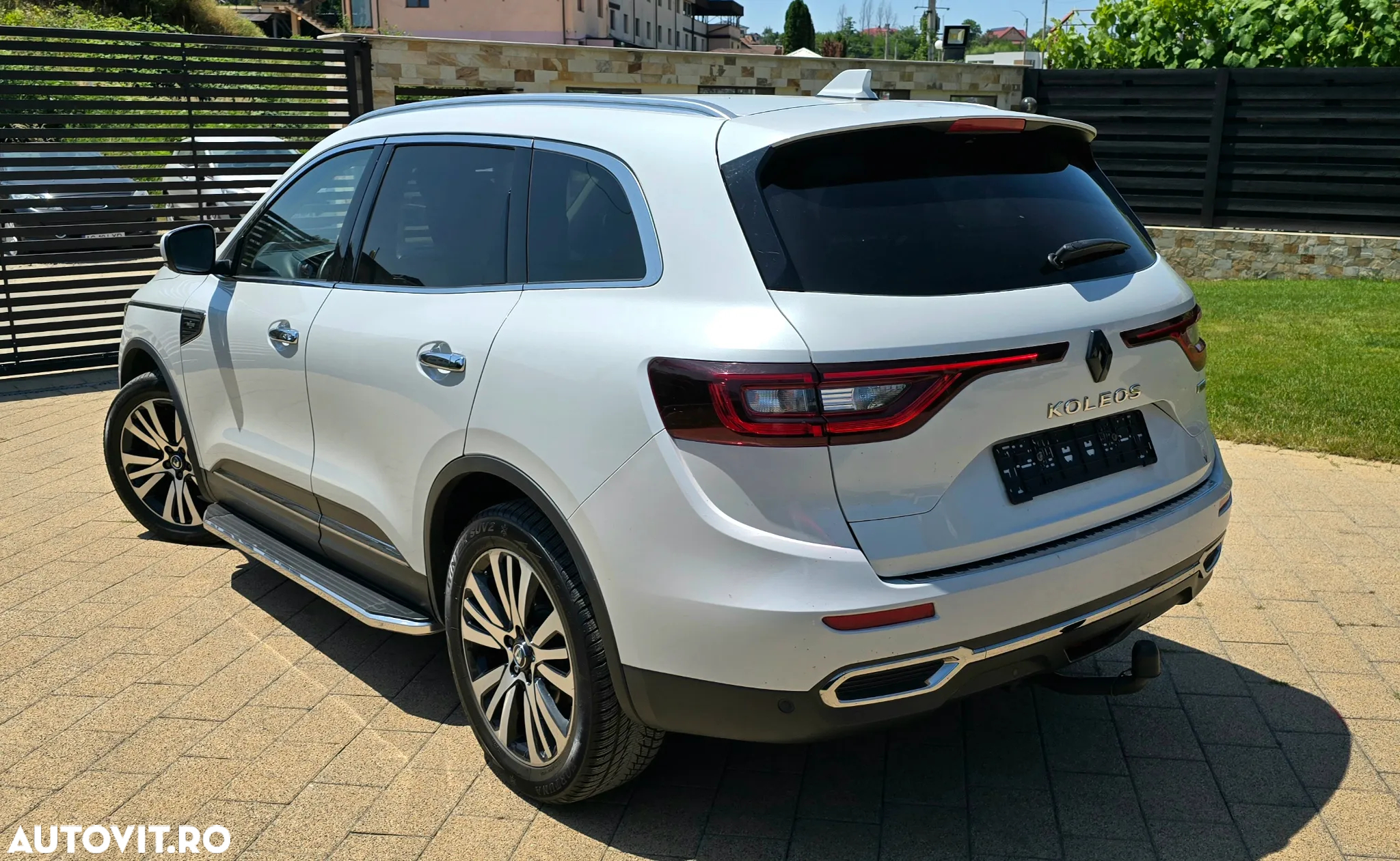 Renault Koleos ENERGY dCi 175 X-tronic 4WD INITIALE PARIS - 3