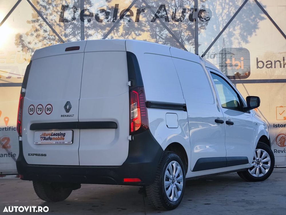 Renault Express - 10