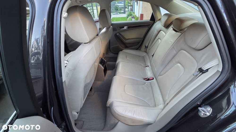 Audi A4 Limousine 2.0 TDI - 13