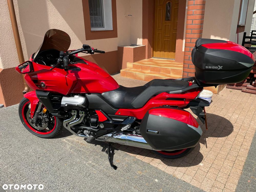 Honda CTX - 13