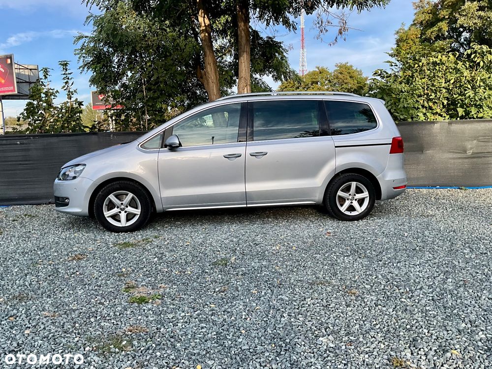 Volkswagen Sharan 2.0 TDI DSG BlueMotion Technology Highline - 4