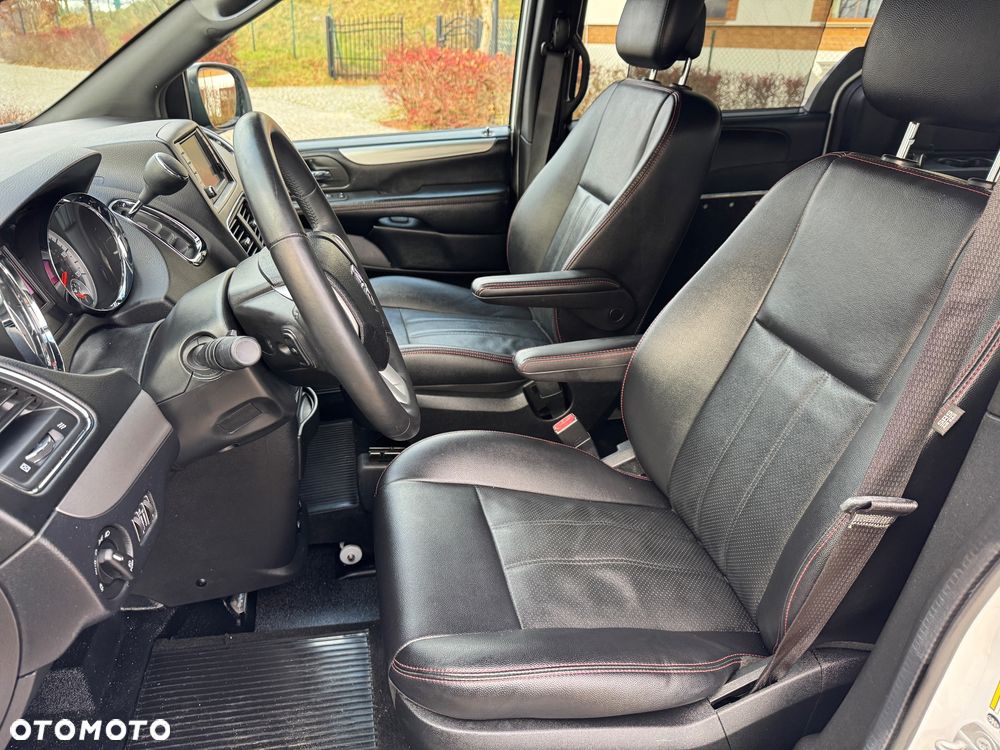 Dodge Grand Caravan 3.6 R/T - 22