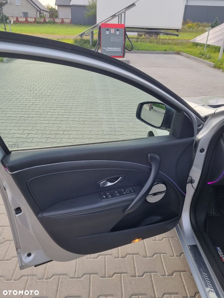 Renault Megane 1.6 dCi Energy Bose Edition - 21