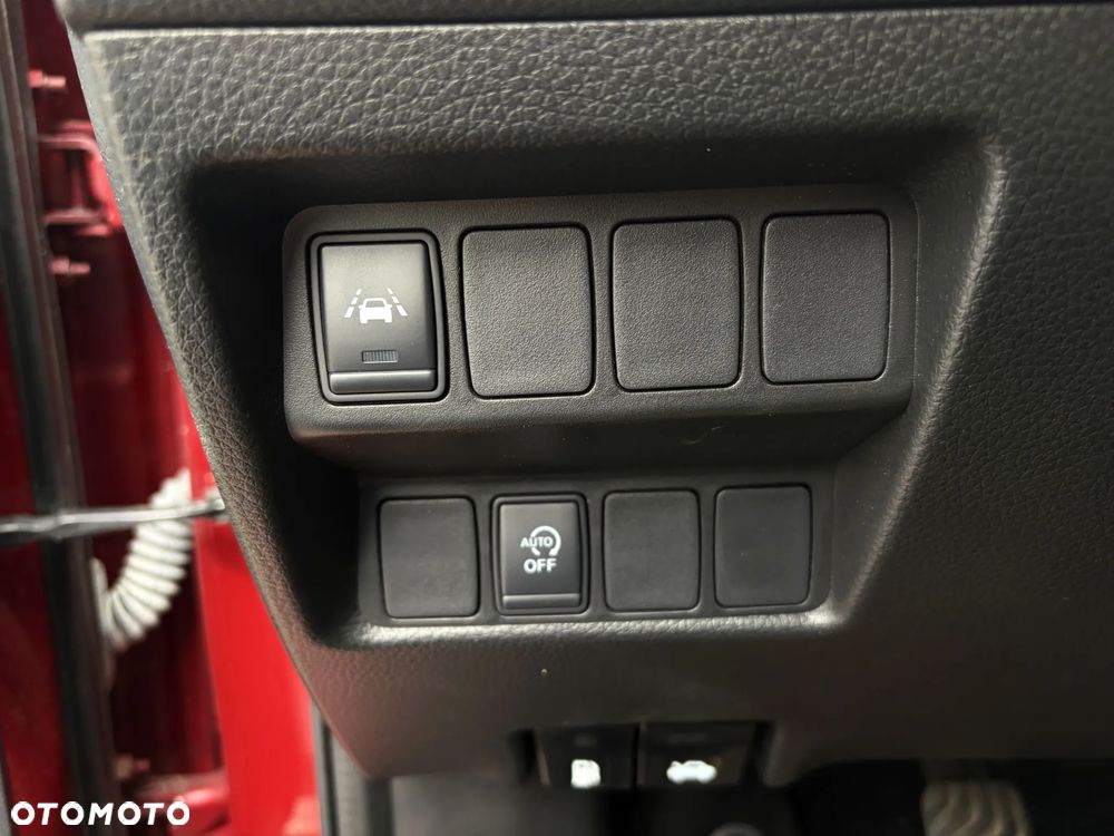 Nissan Qashqai 1.3 DIG-T Tekna - 32