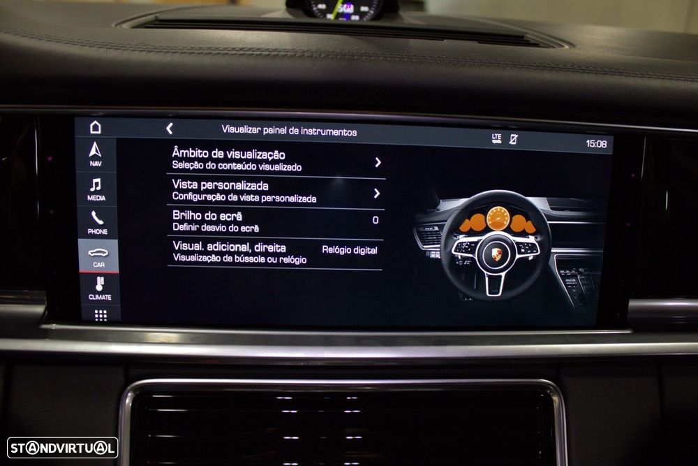 Porsche Panamera 4 E-Hybrid - 48