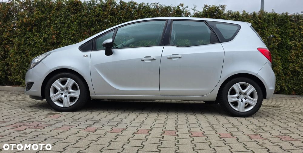Opel Meriva - 16