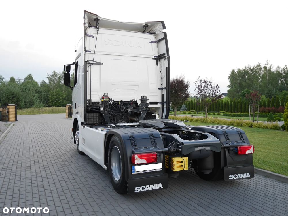Scania R 460 /RETARDER/ KLIMA/ VIRTUAL COCPIT/STANDARD/ STAN JAK NOWA - 9