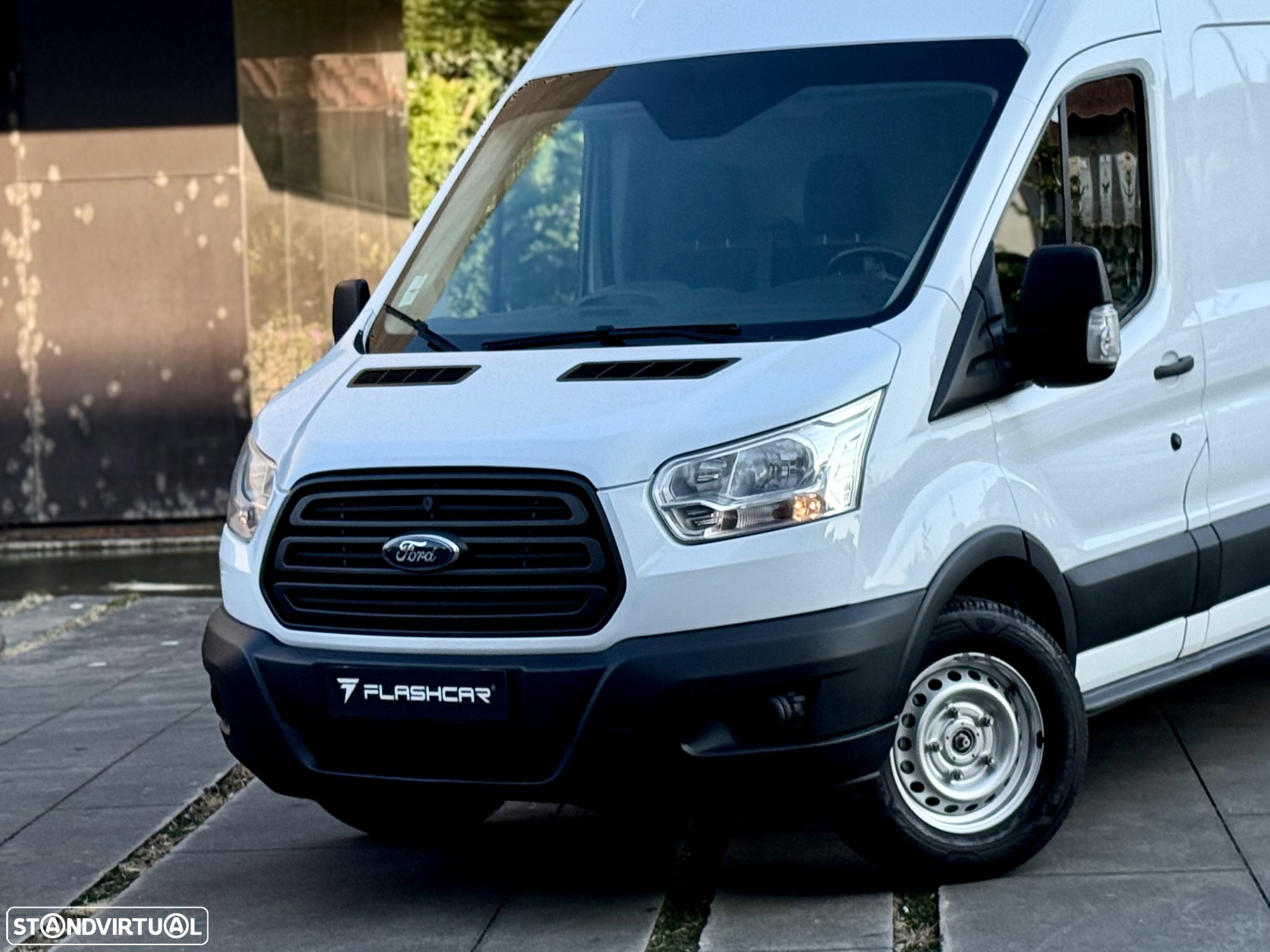 Ford TRANSIT 3300kg 3L - 16
