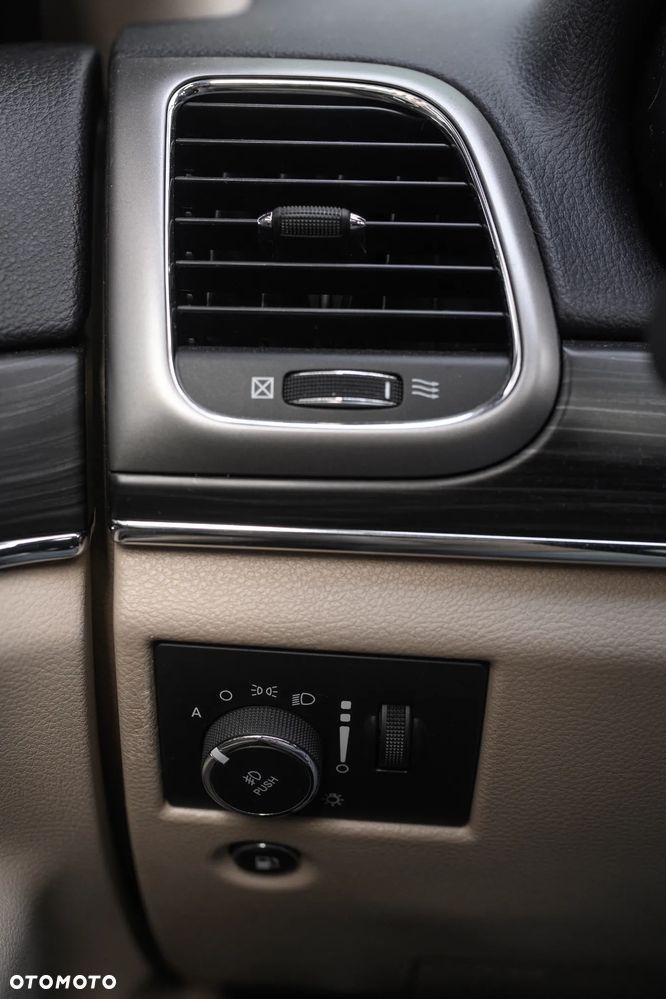 Jeep Grand Cherokee 3.6 V6 Limited - 29