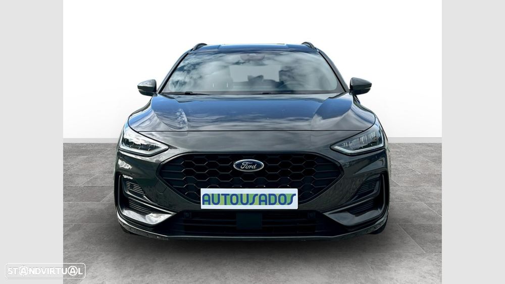 Ford Focus 1.0 EcoBoost MHEV ST-Line — fotografia 6