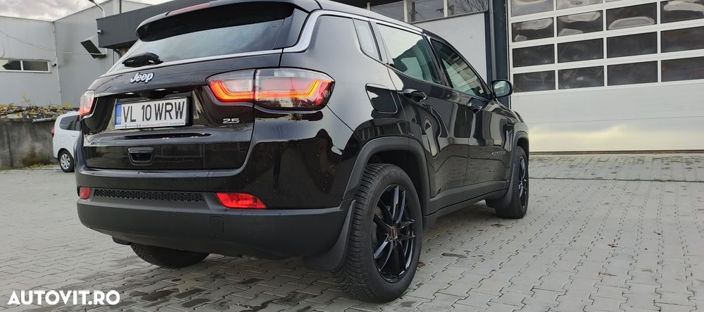 Jeep Compass 1.3T M6 2WD Longitude - 17