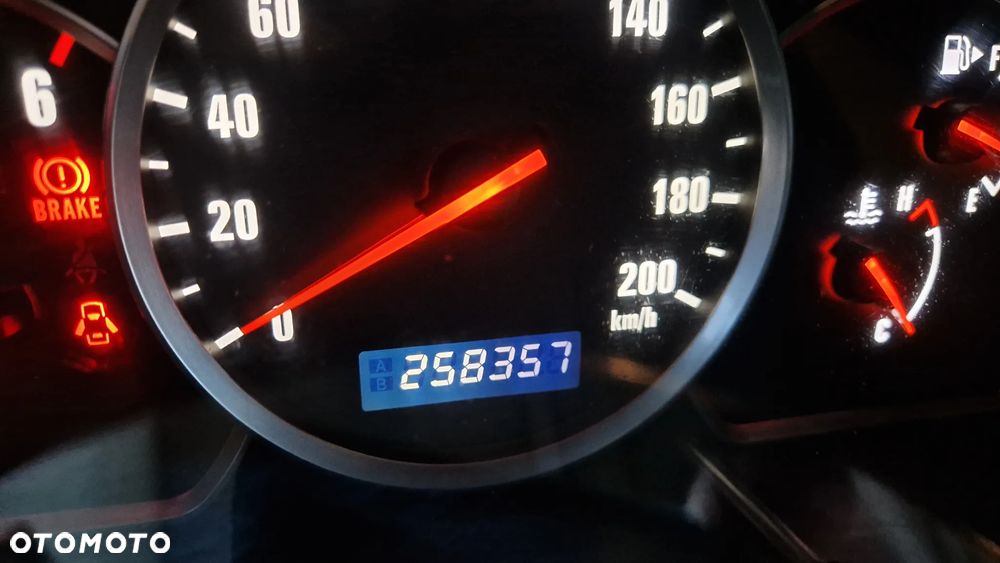 Suzuki Grand Vitara 2.0 TD Comfort - 12