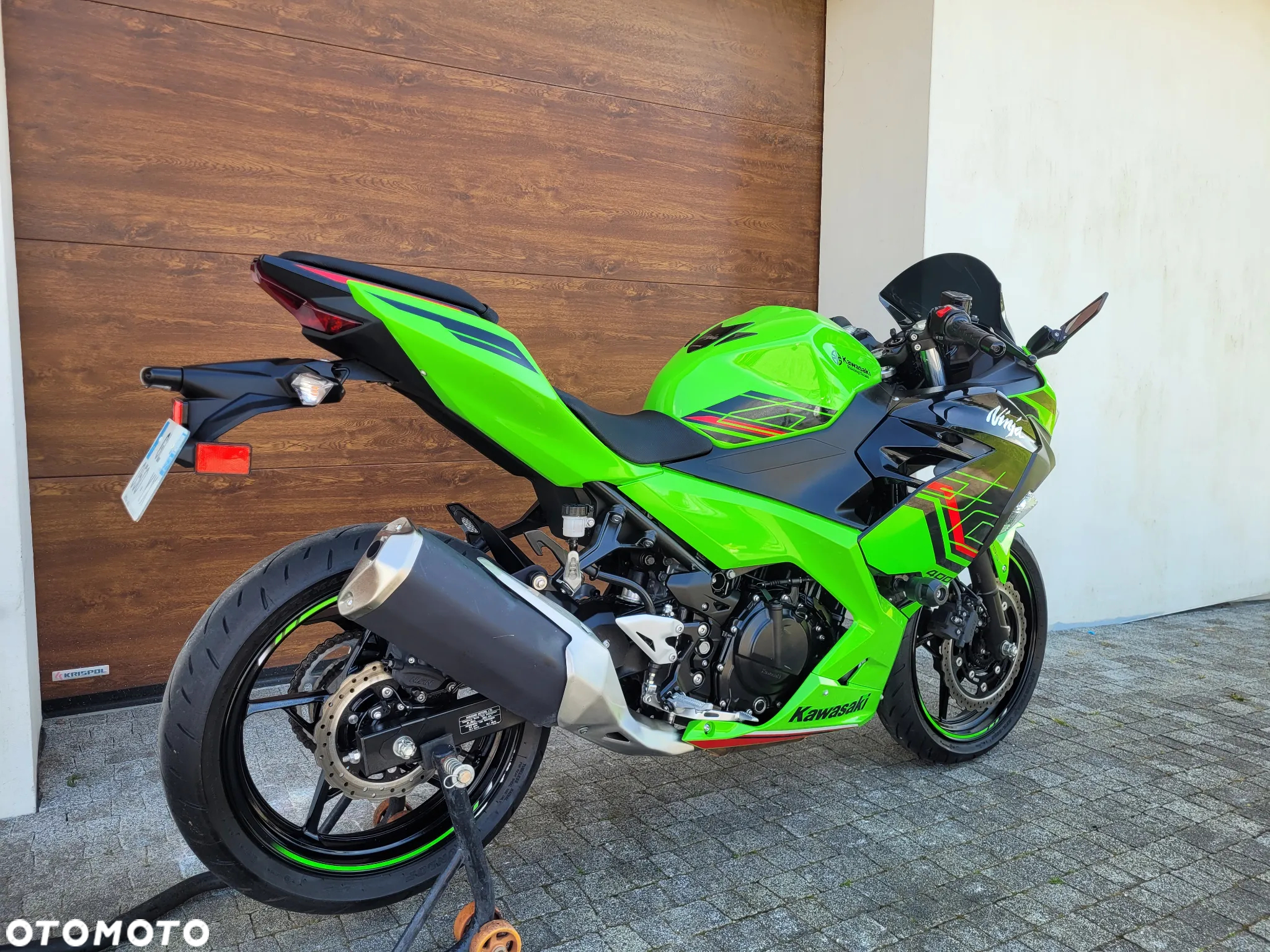 Kawasaki Ninja 400 - 12
