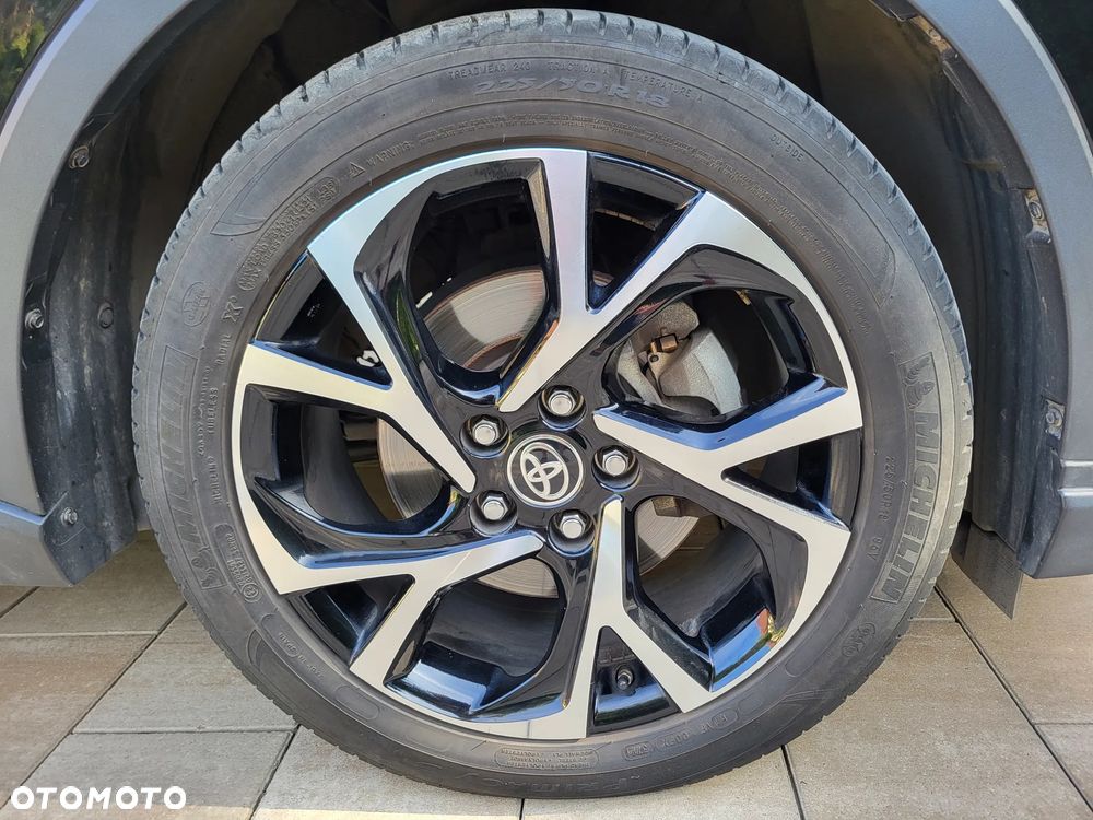 Toyota C-HR - 14