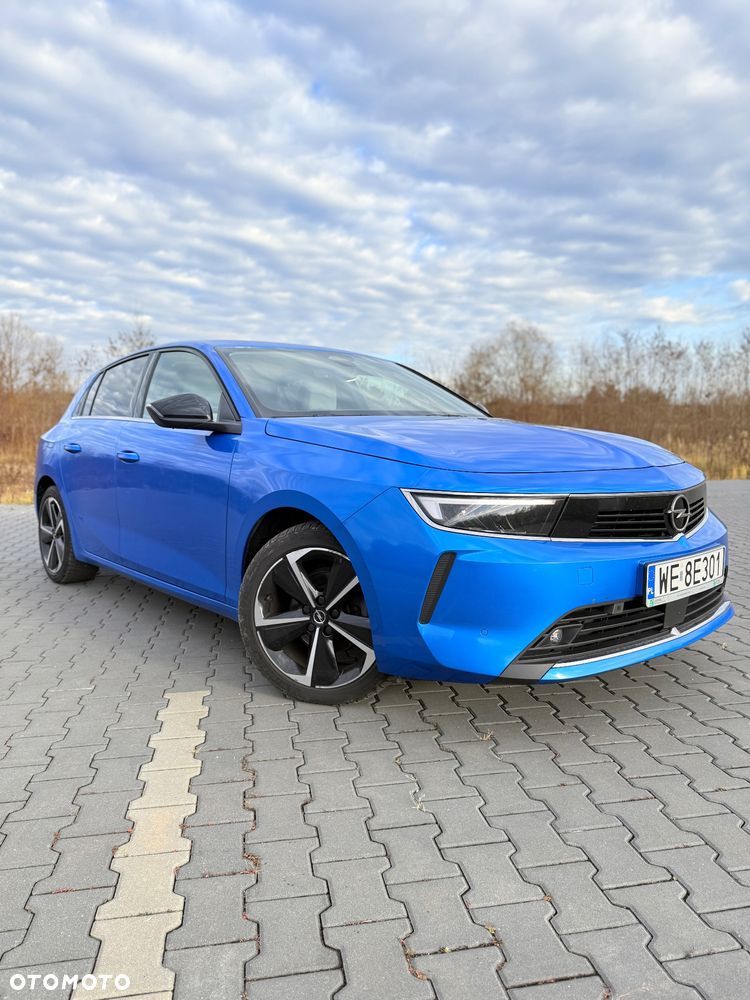 Opel Astra 1.2 T Elegance S&S