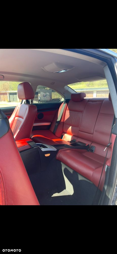 BMW Seria 3 325xi - 12