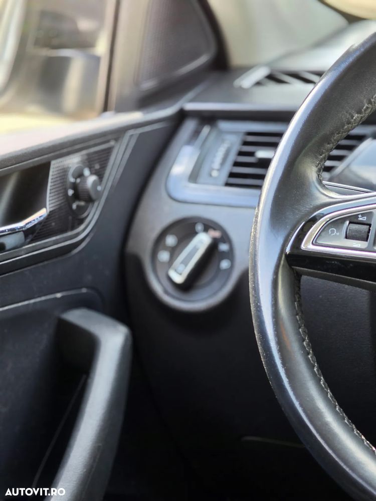 Skoda RAPID 1.0 TSI Style - 12