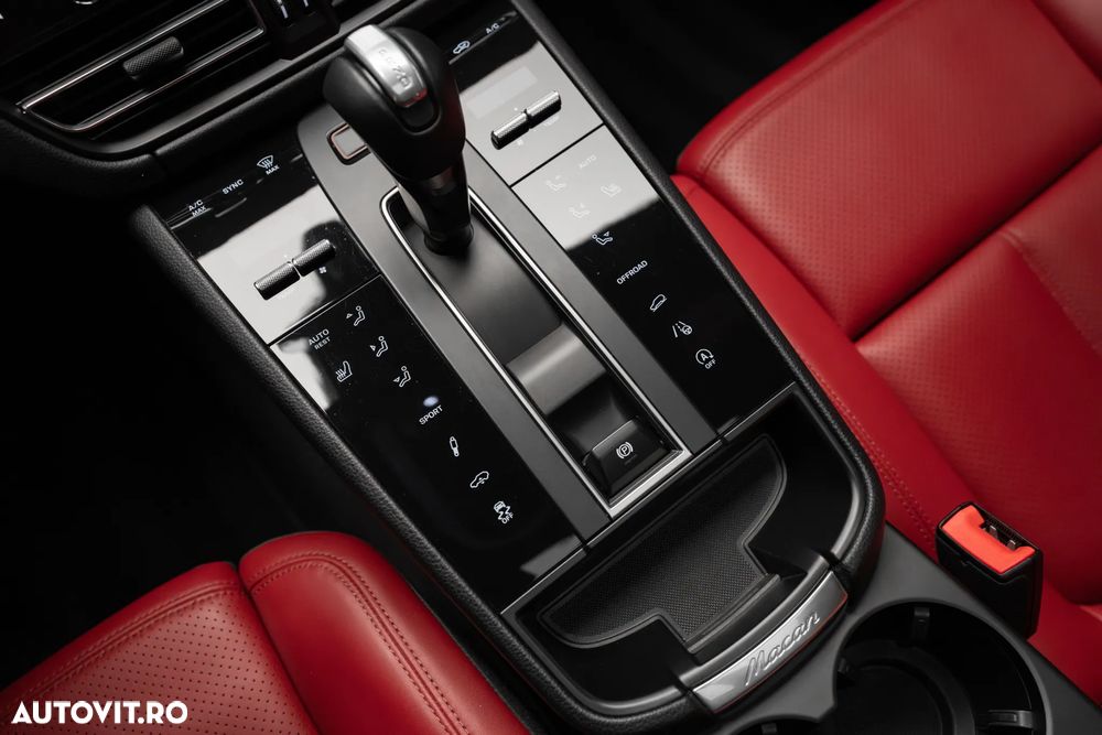 Porsche Macan Standard - 17