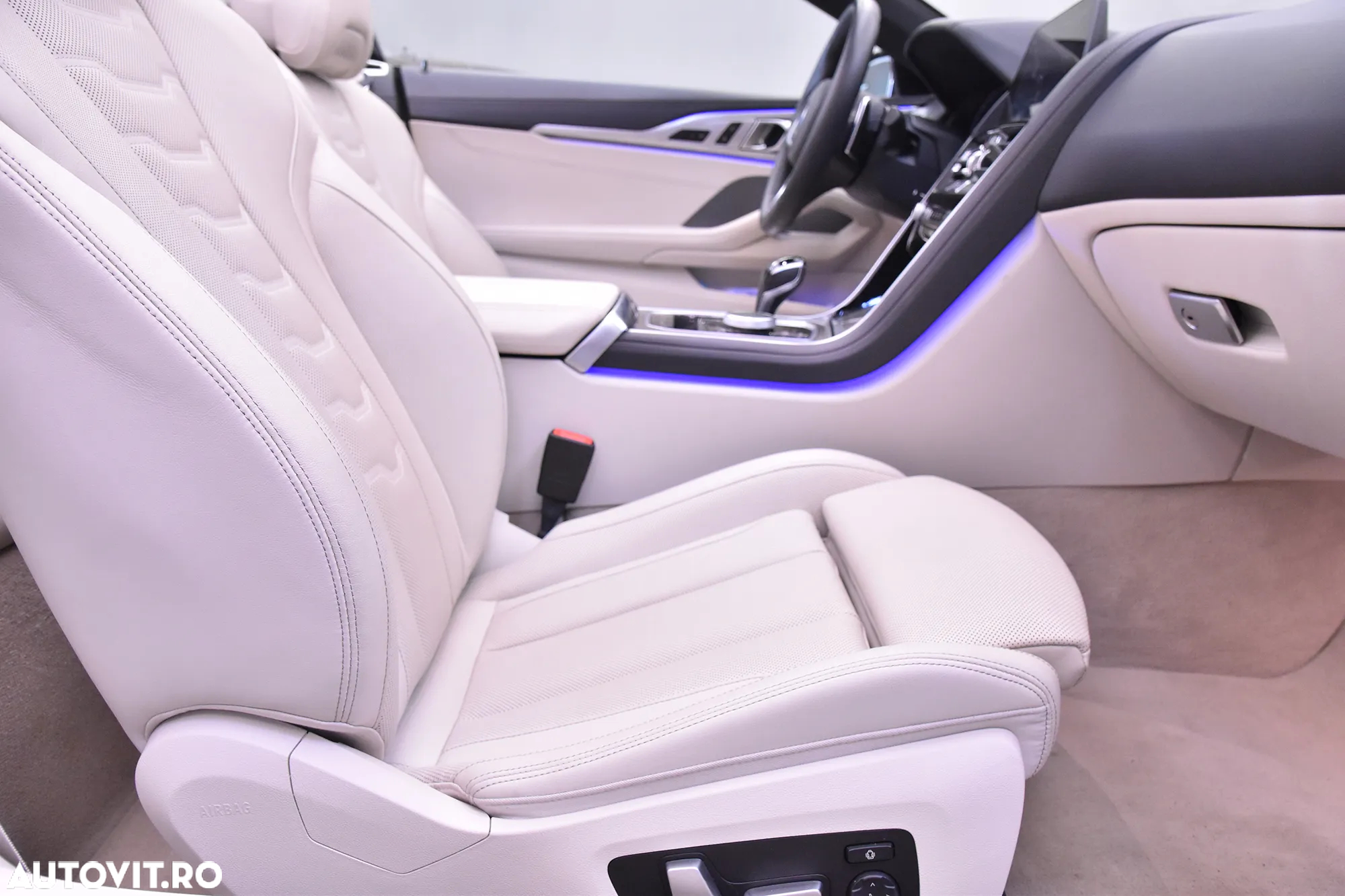 BMW Seria 8 840i xDrive - 19
