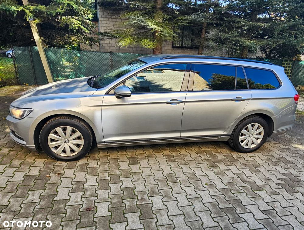 Volkswagen Passat 1.6 TDI BMT Comfortline - 1