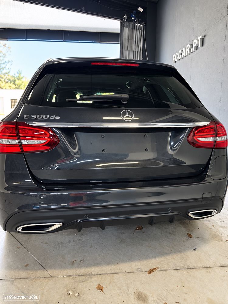 Mercedes-Benz C 300 de AMG Line - 3