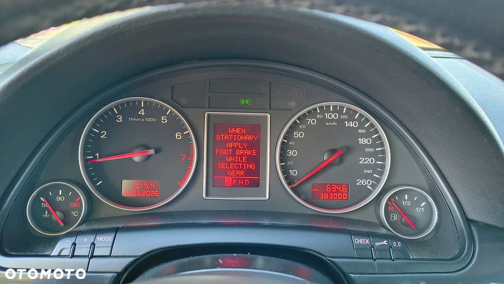 Audi A4 Limousine - 11